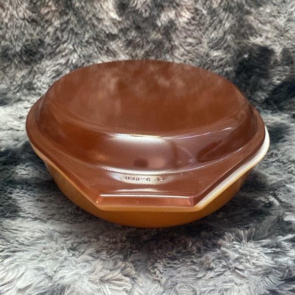 Vintage Old Orchard Pyrex divided casserole with lid 1 quart two tone brown - Picture 3 of 16
